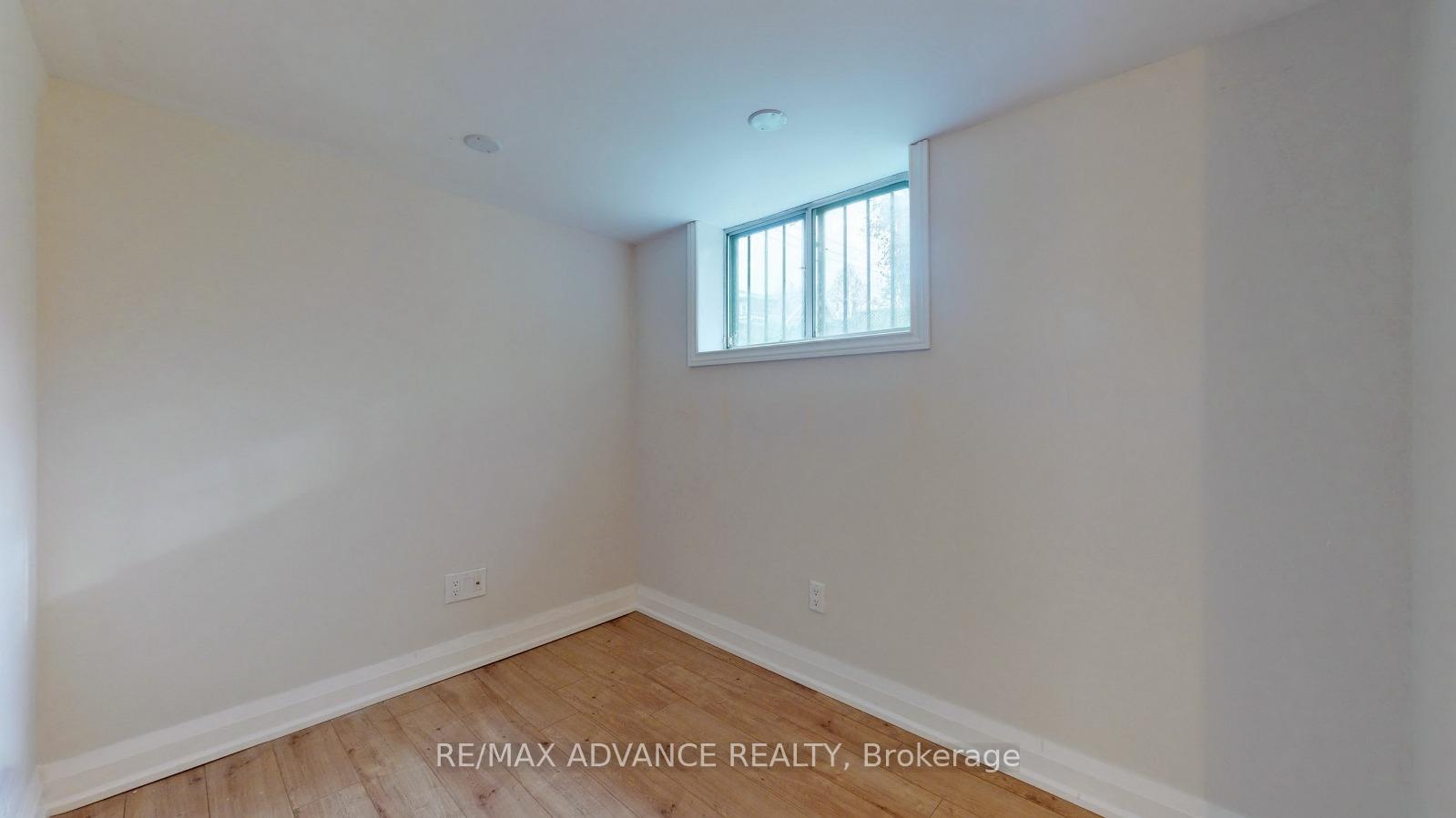 Photo 30 of 108 Eaton Avenue, Toronto, Danforth — HOMEH
