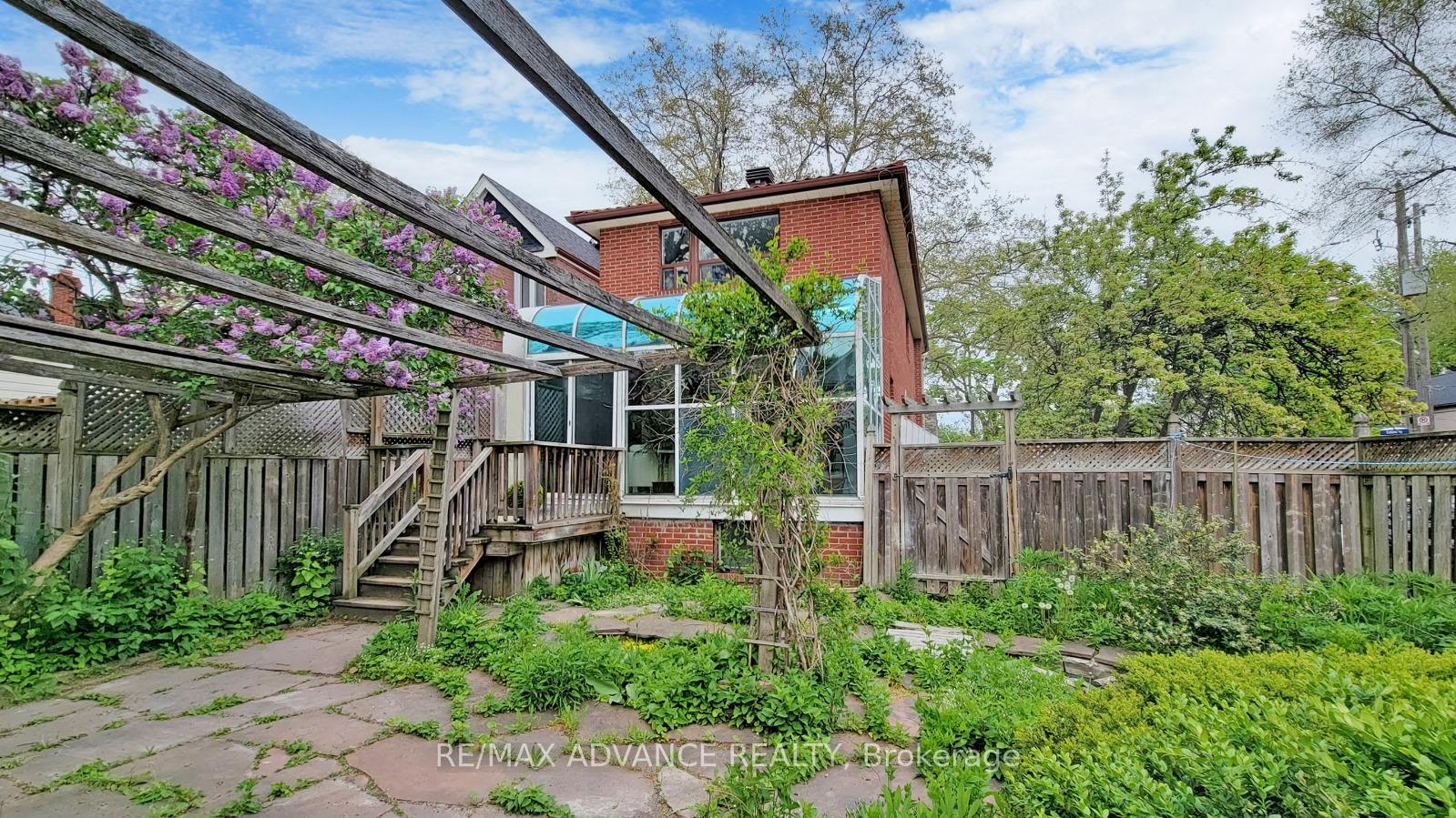 Photo 41 of 108 Eaton Avenue, Toronto, Danforth — HOMEH