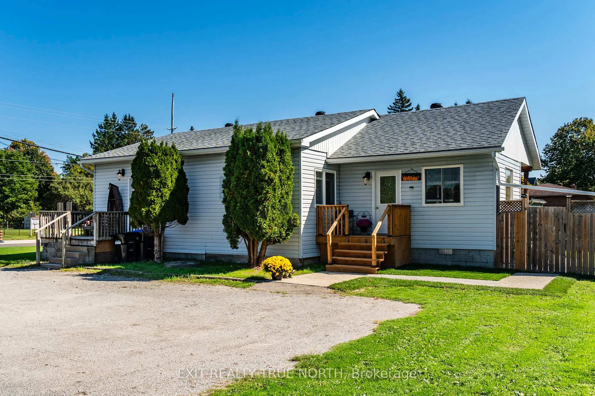 Photo 1 of 8254 93 Highway, Tiny, Wyebridge — HOMEH