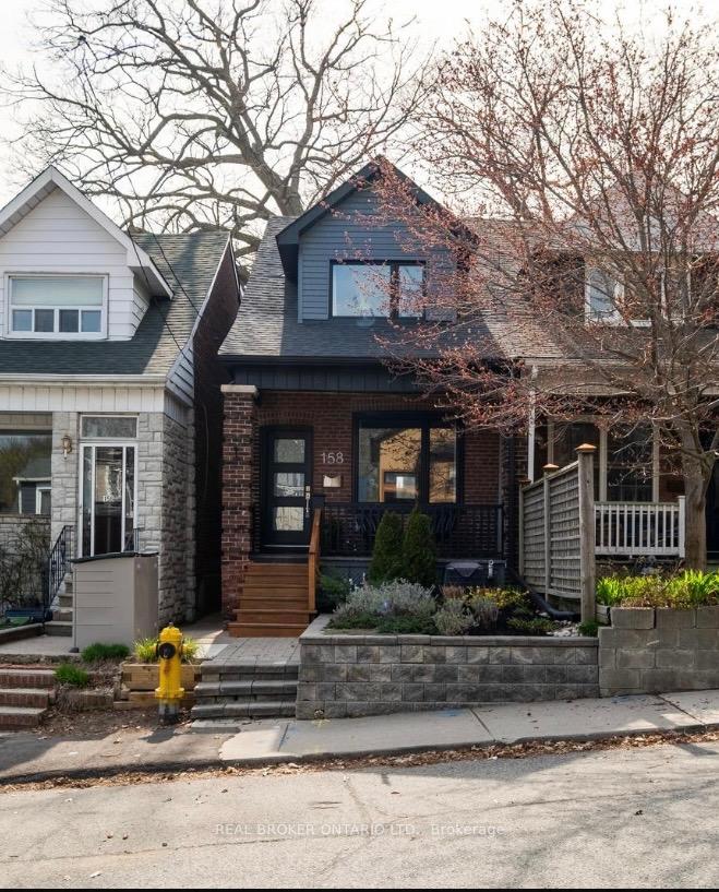 Front of 158 Golfview Avenue