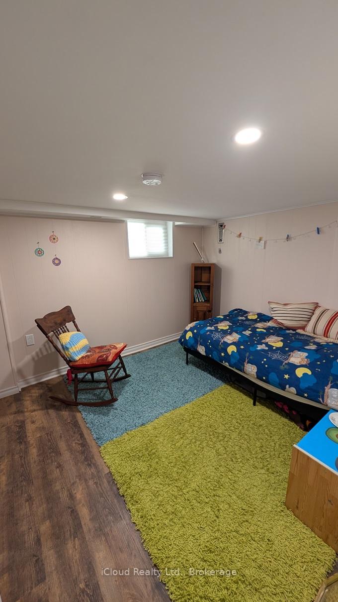 Photo 6 of 25 Rockvale Avenue W, Toronto, Oakwood Village — HOMEH