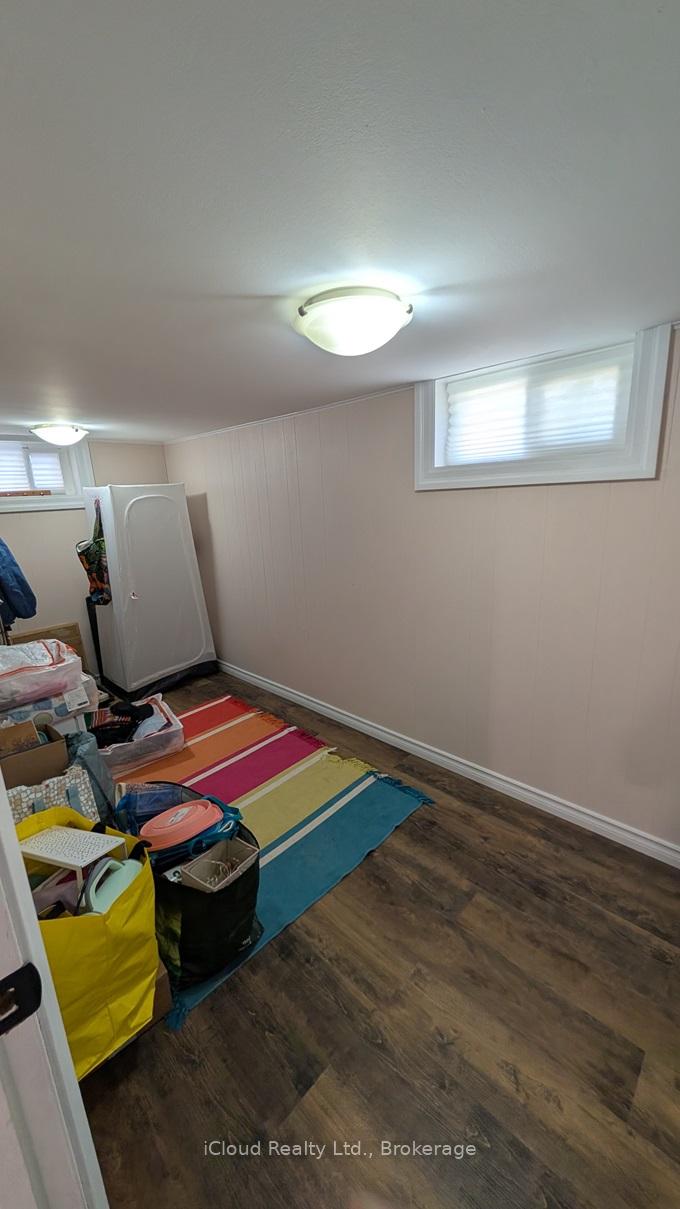 Photo 8 of 25 Rockvale Avenue W, Toronto, Oakwood Village — HOMEH