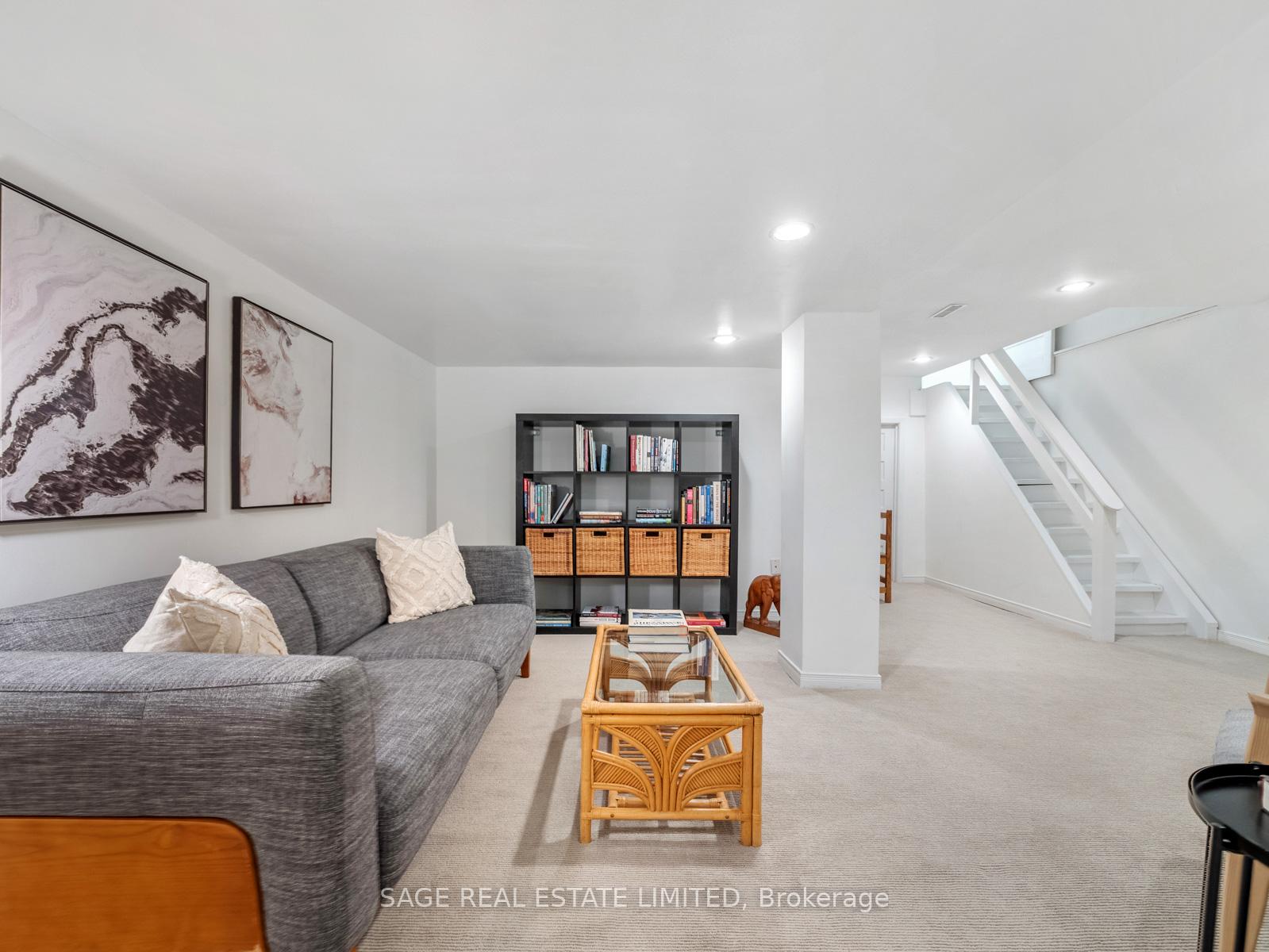 Photo 33 of 230 Withrow Avenue, Toronto, North Riverdale — HOMEH