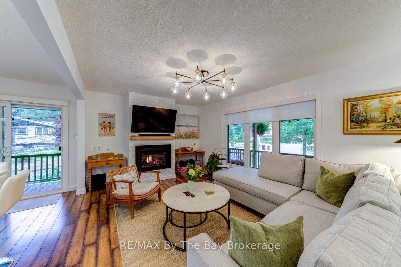 Photo 11 of 10 Victoria Avenue, Tiny, Rural Tiny — HOMEH