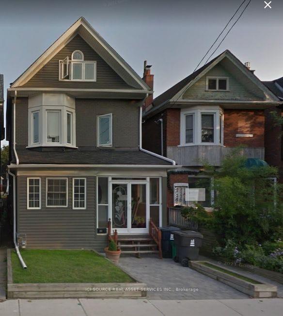 Front of Unit C, 1111 Gerrard Street
