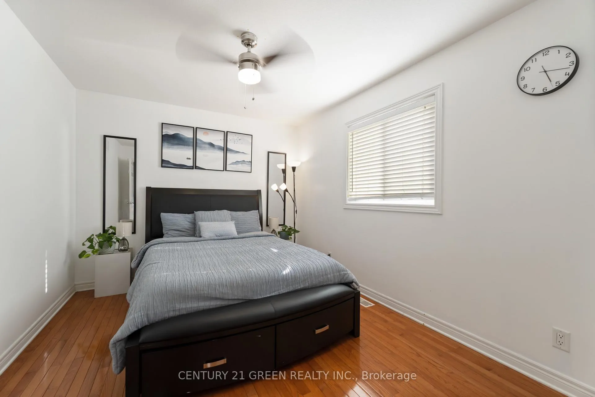 Photo 24 of 39 Honey Locust Circle, Thorold, Confederation Heights — HOMEH