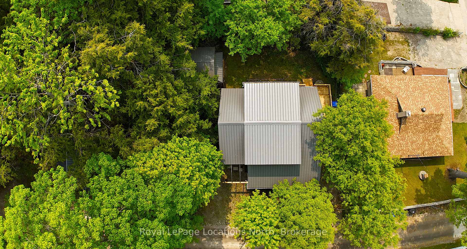 Photo 7 of 6 Third Street, Tiny, Rural Tiny — HOMEH