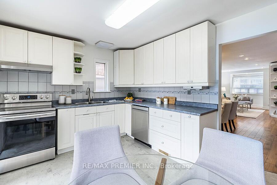 Photo 10 of 633 Lauder Avenue, Toronto, Oakwood Village — HOMEH