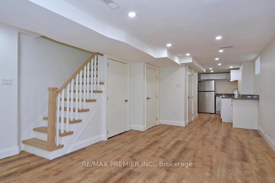 Photo 22 of 633 Lauder Avenue, Toronto, Oakwood Village — HOMEH