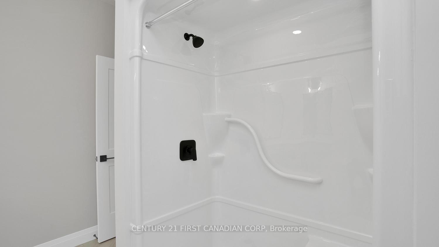 Photo 23 of 144 Shirley Street, Thames Centre, Thorndale — HOMEH