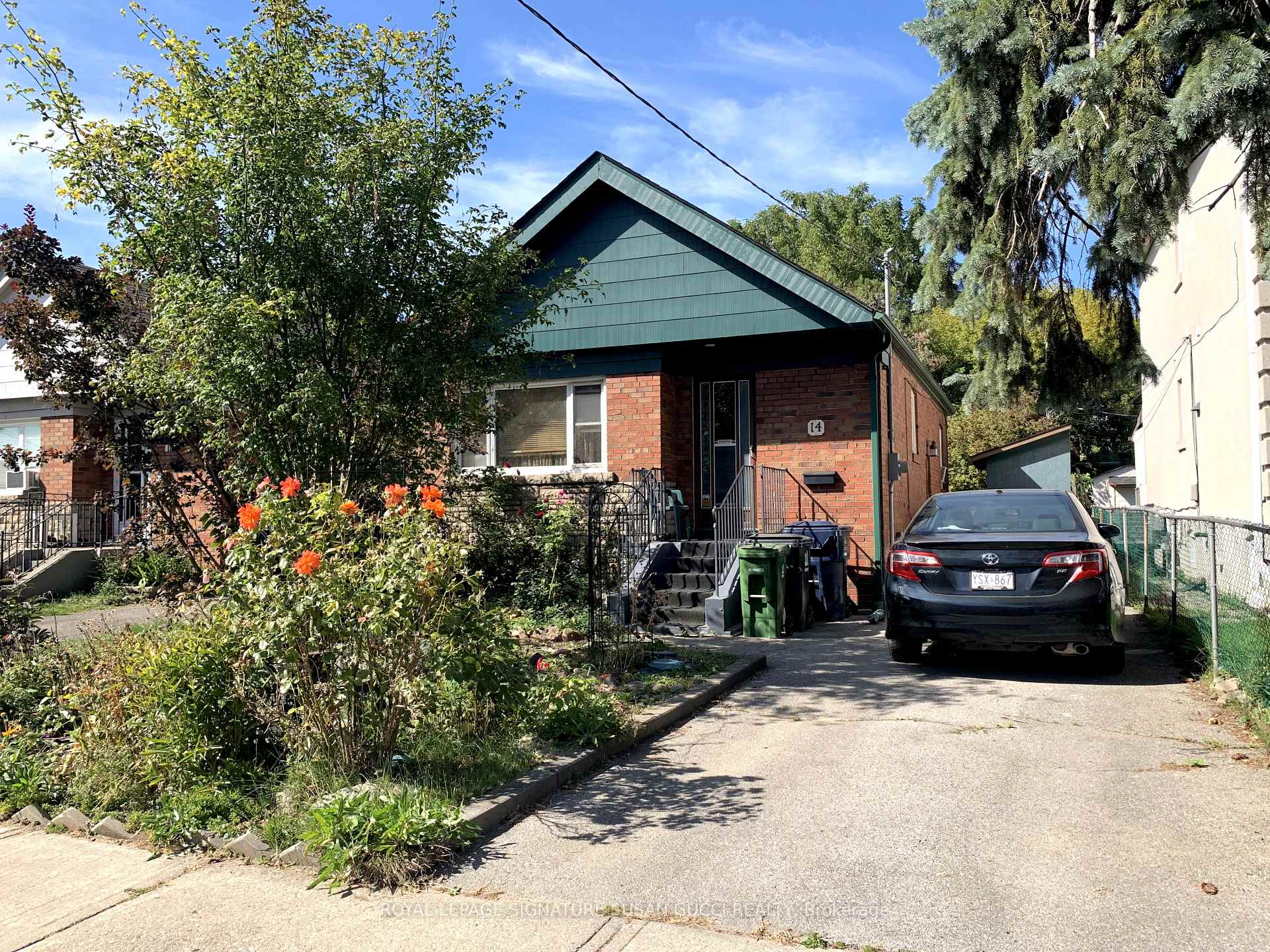 Photo 2 of 14 Joanith Drive, Toronto, O'Connor-Parkview — HOMEH