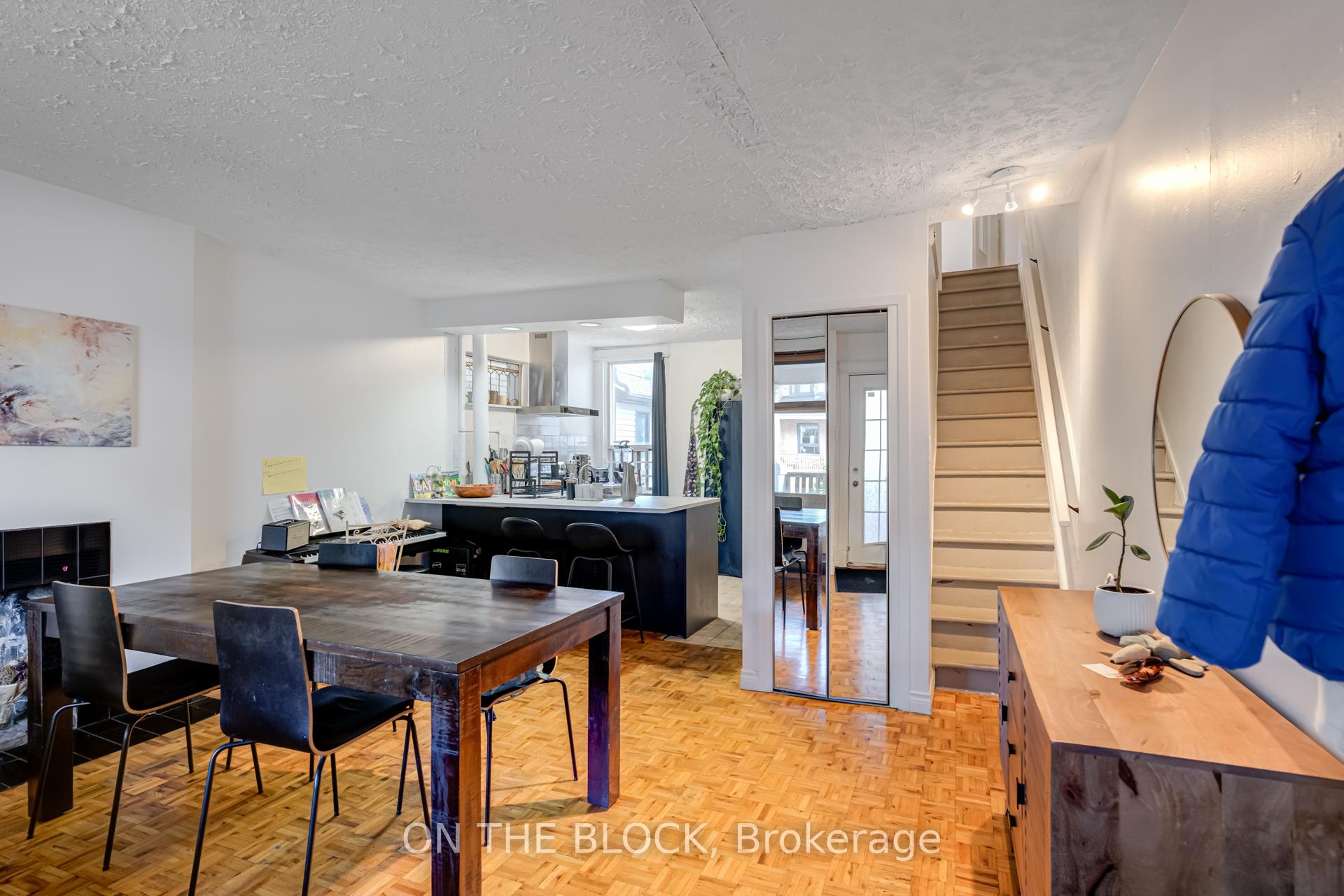 Photo 4 of 11 Mountnoel Avenue, Toronto, Greenwood-Coxwell — HOMEH