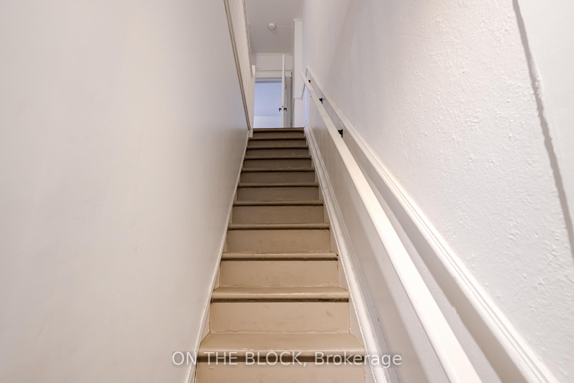 Photo 9 of 11 Mountnoel Avenue, Toronto, Greenwood-Coxwell — HOMEH