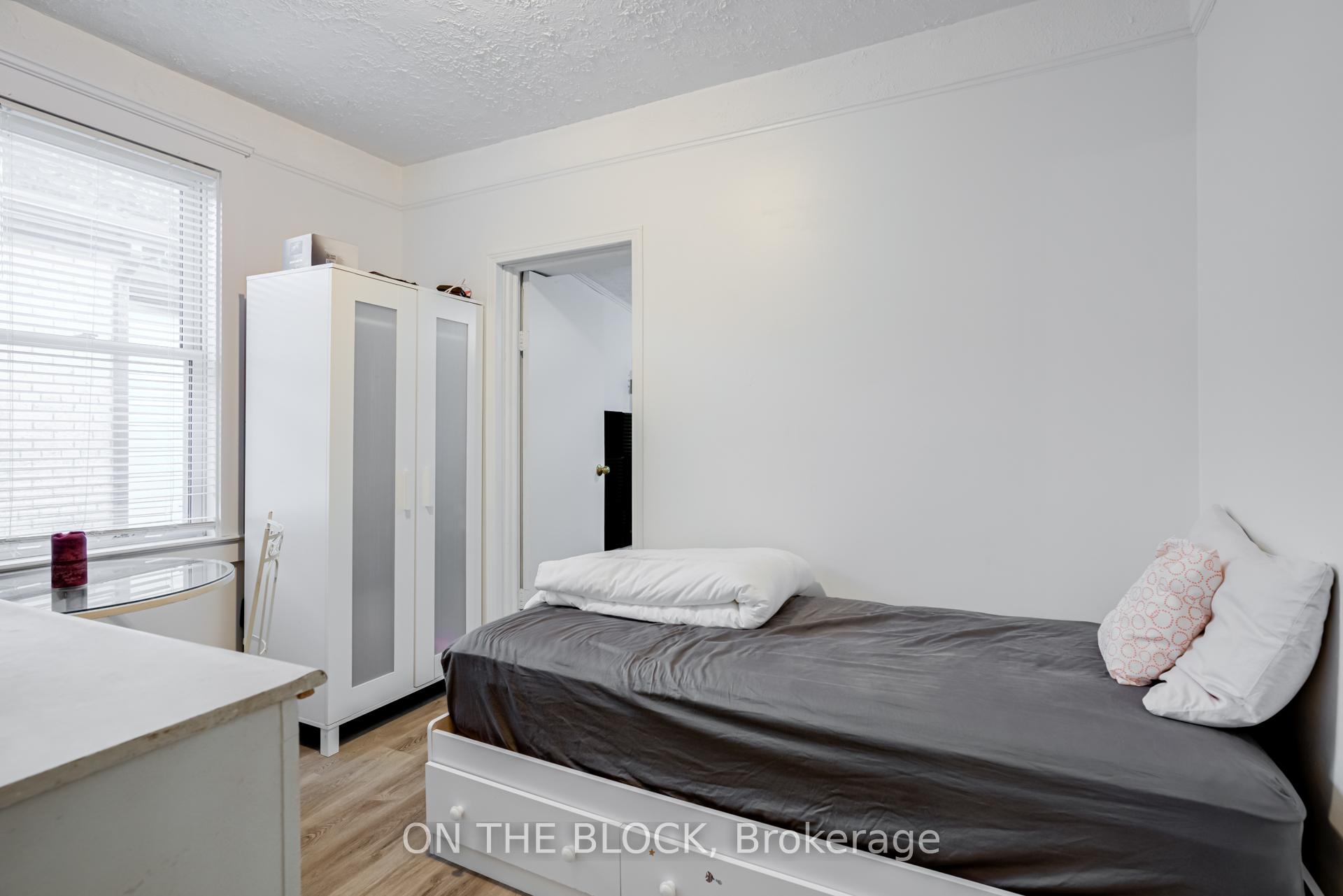 Photo 11 of 11 Mountnoel Avenue, Toronto, Greenwood-Coxwell — HOMEH