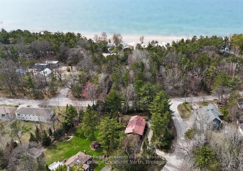 Photo 3 of 8 Ronald Avenue, Tiny, Rural Tiny — HOMEH
