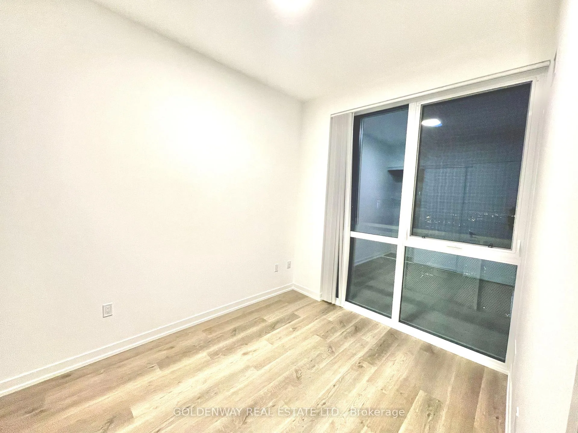 Photo 6 of Unit 3610, 8 Interchange Way, Vaughan, Vaughan Corporate Centre — HOMEH