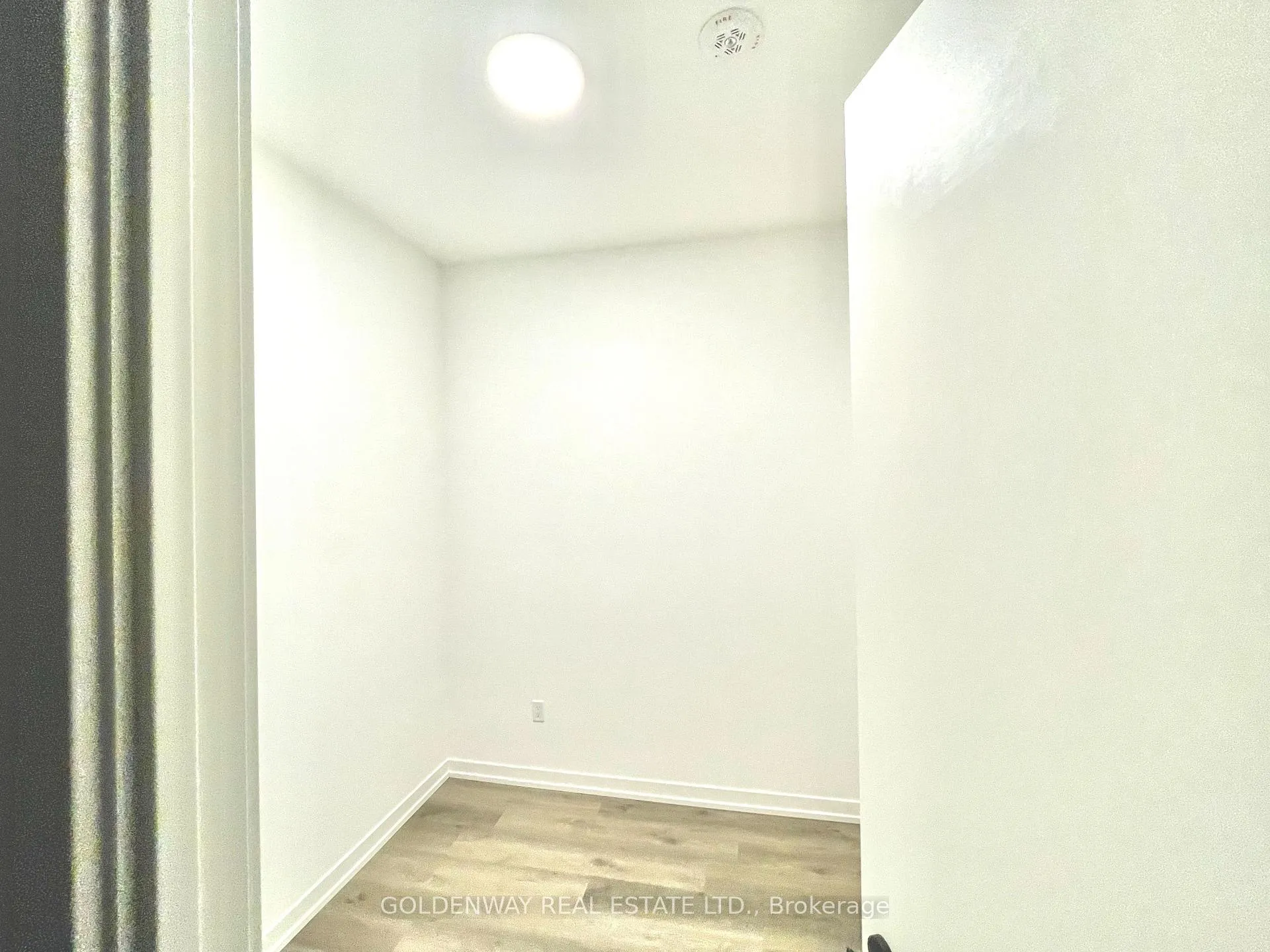 Photo 8 of Unit 3610, 8 Interchange Way, Vaughan, Vaughan Corporate Centre — HOMEH