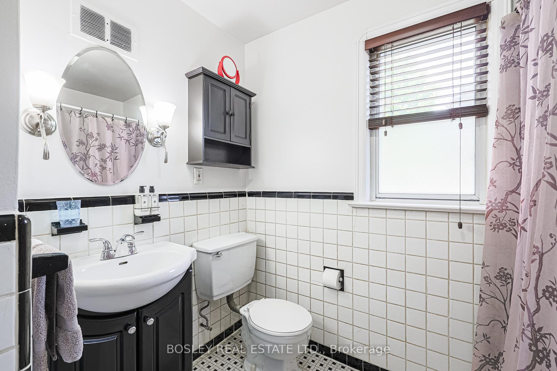 Photo 2 of 23 Stag Hill Drive, Toronto, O'Connor-Parkview — HOMEH