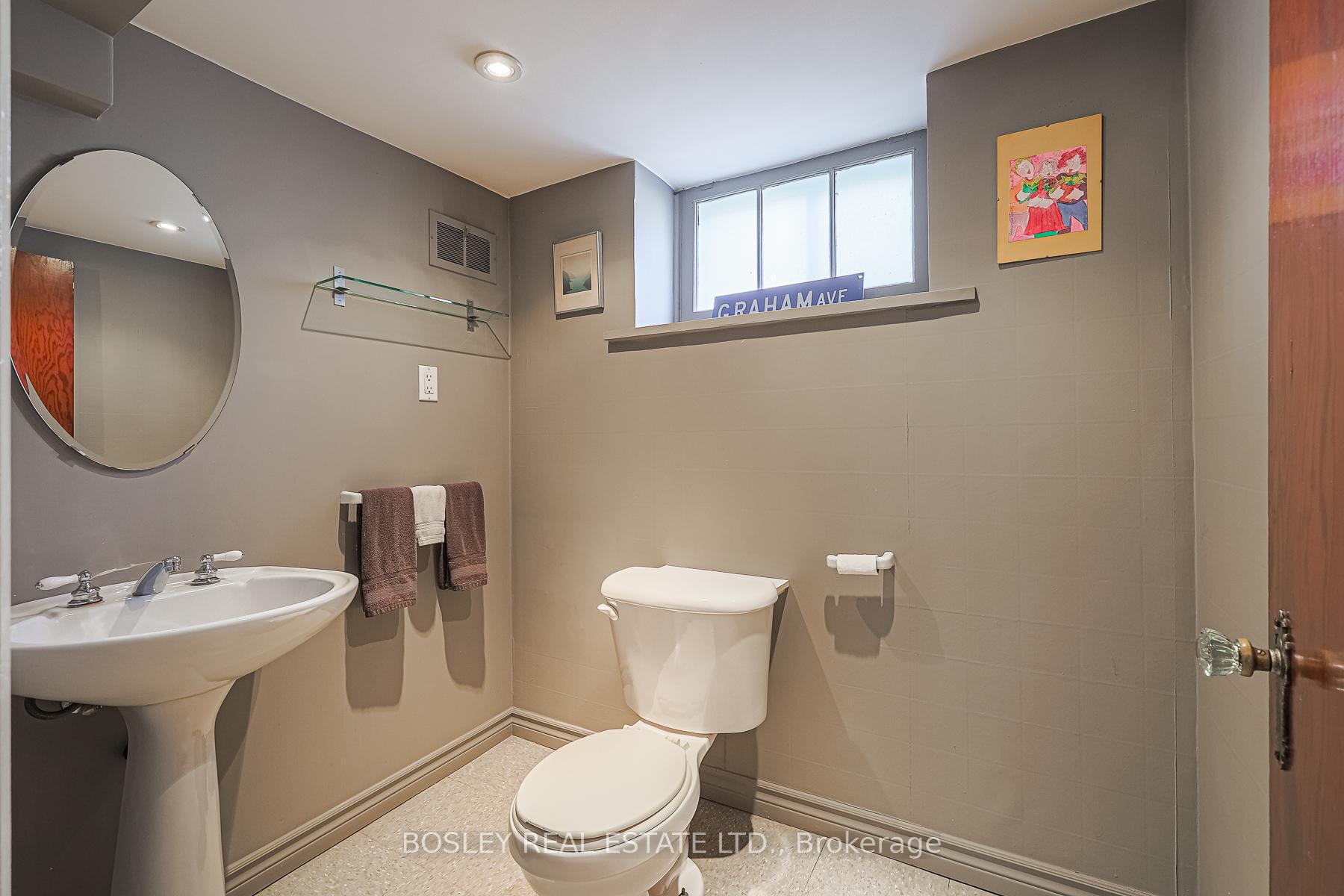 Photo 9 of 23 Stag Hill Drive, Toronto, O'Connor-Parkview — HOMEH