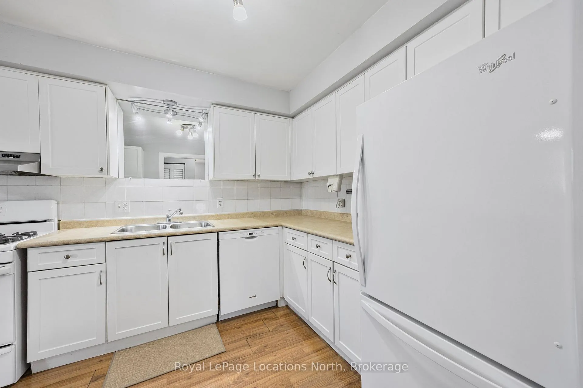 Photo 11 of 163 Collins Street, Collingwood — HOMEH