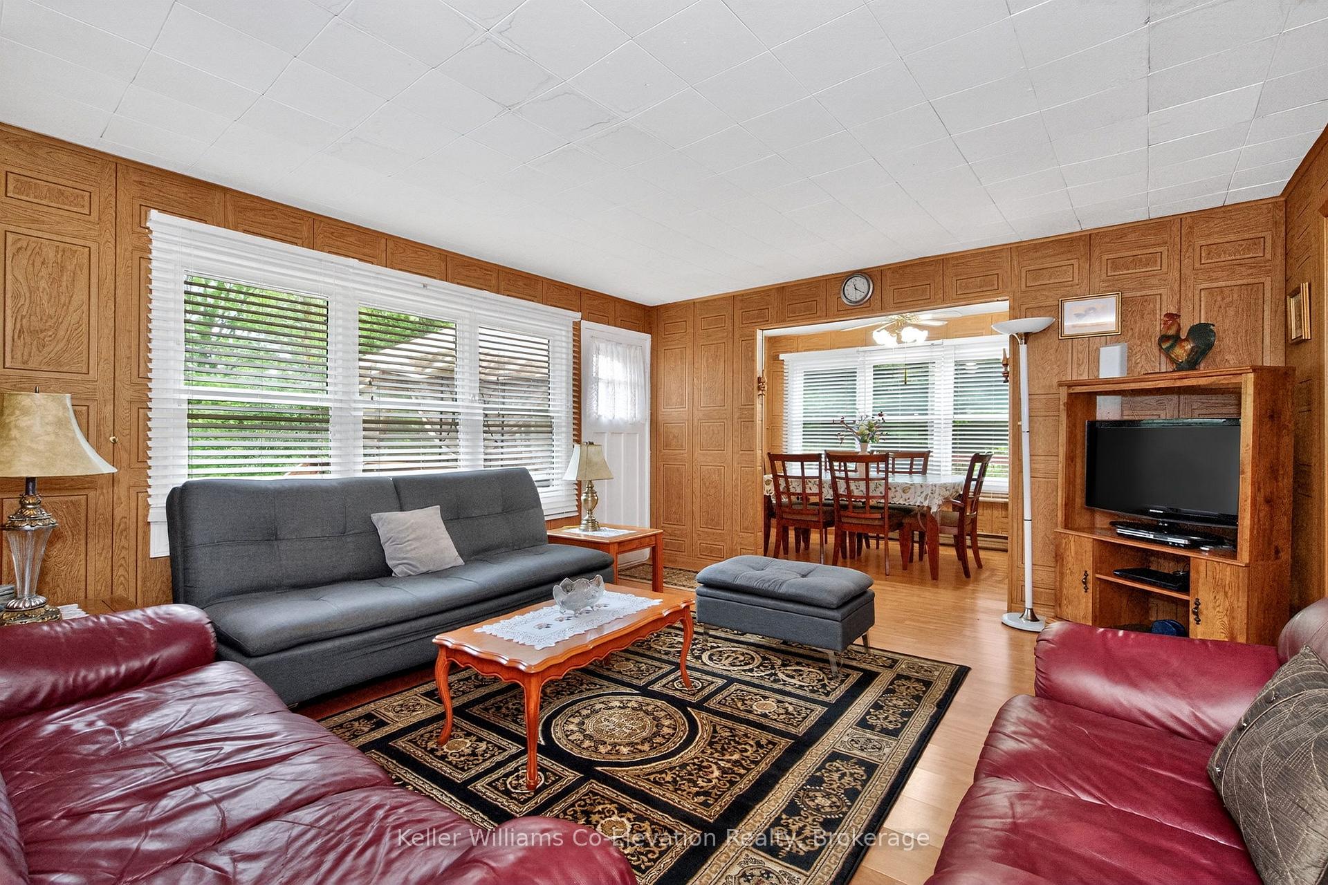 Photo 5 of 29 Winterset Avenue, Tiny, Rural Tiny — HOMEH