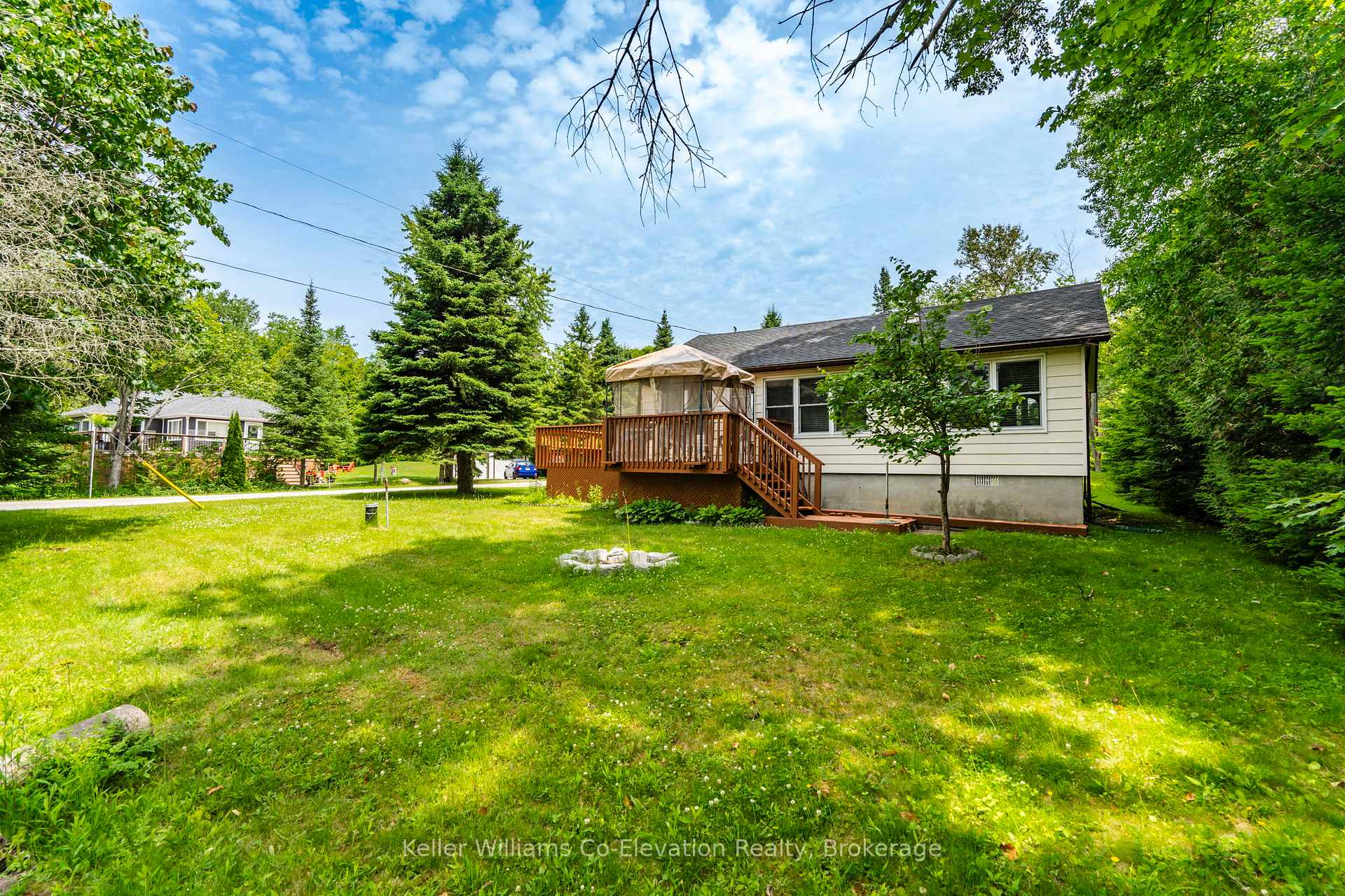 Photo 12 of 29 Winterset Avenue, Tiny, Rural Tiny — HOMEH