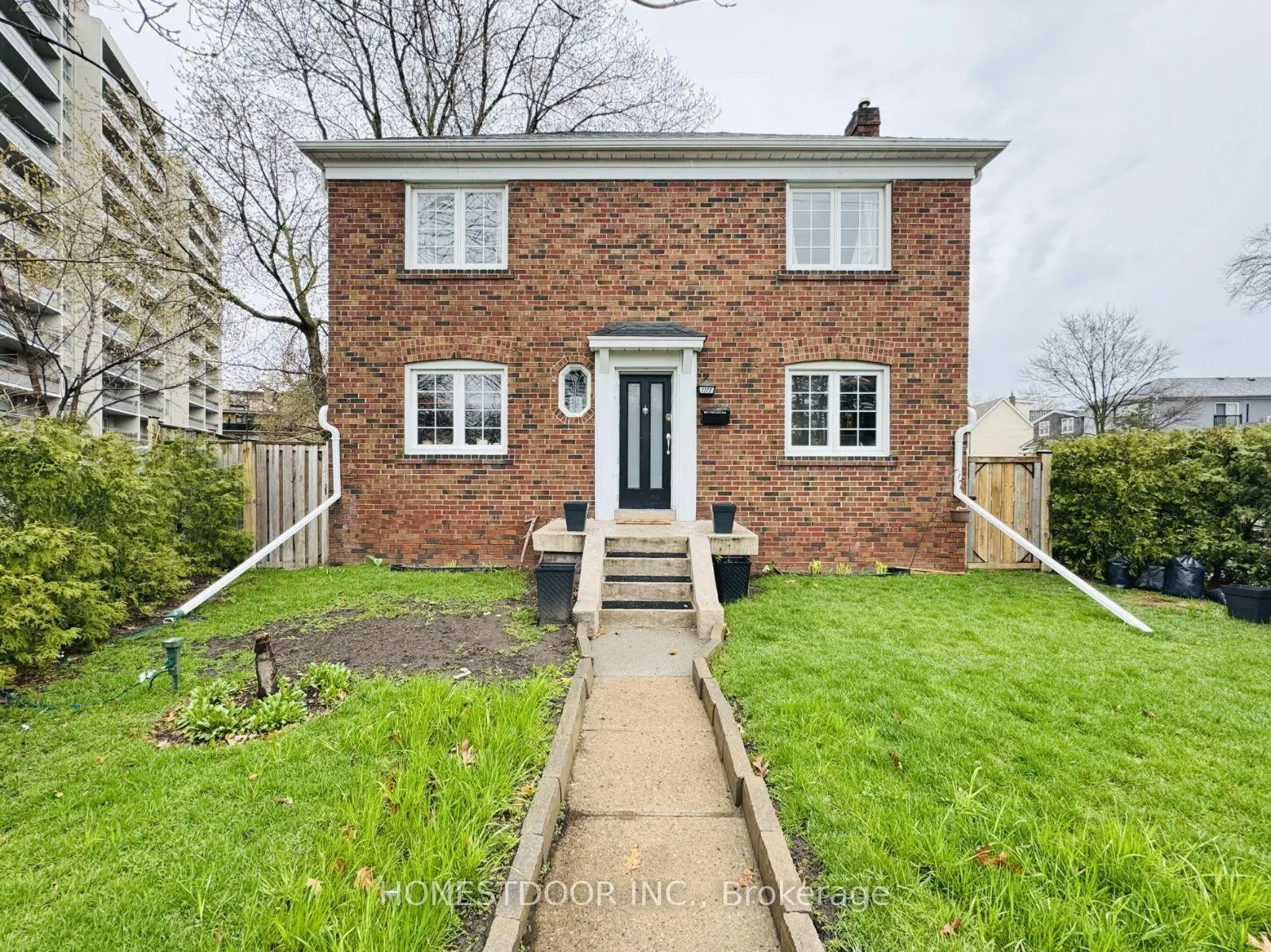 Front of 1173 Broadview Avenue