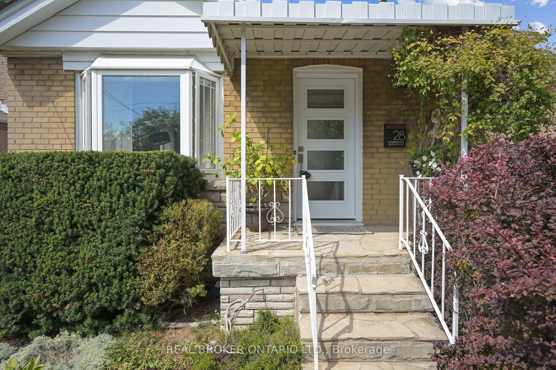Front of 28 Galbraith Avenue
