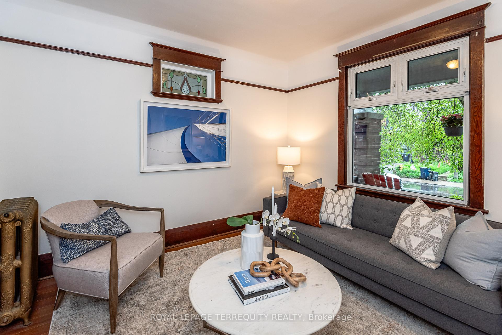 Photo 8 of 75 Hiawatha Road, Toronto, Greenwood-Coxwell — HOMEH