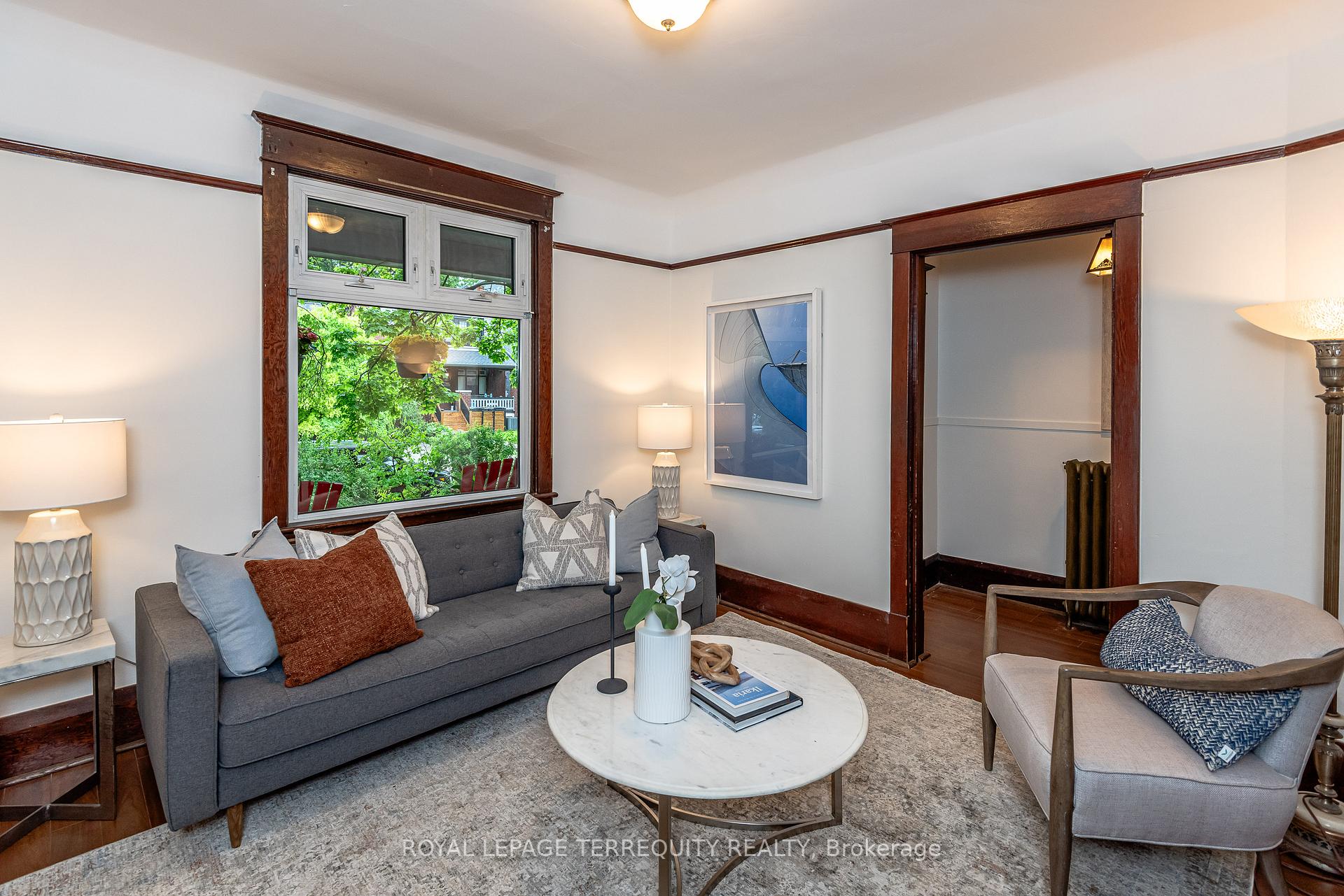 Photo 9 of 75 Hiawatha Road, Toronto, Greenwood-Coxwell — HOMEH