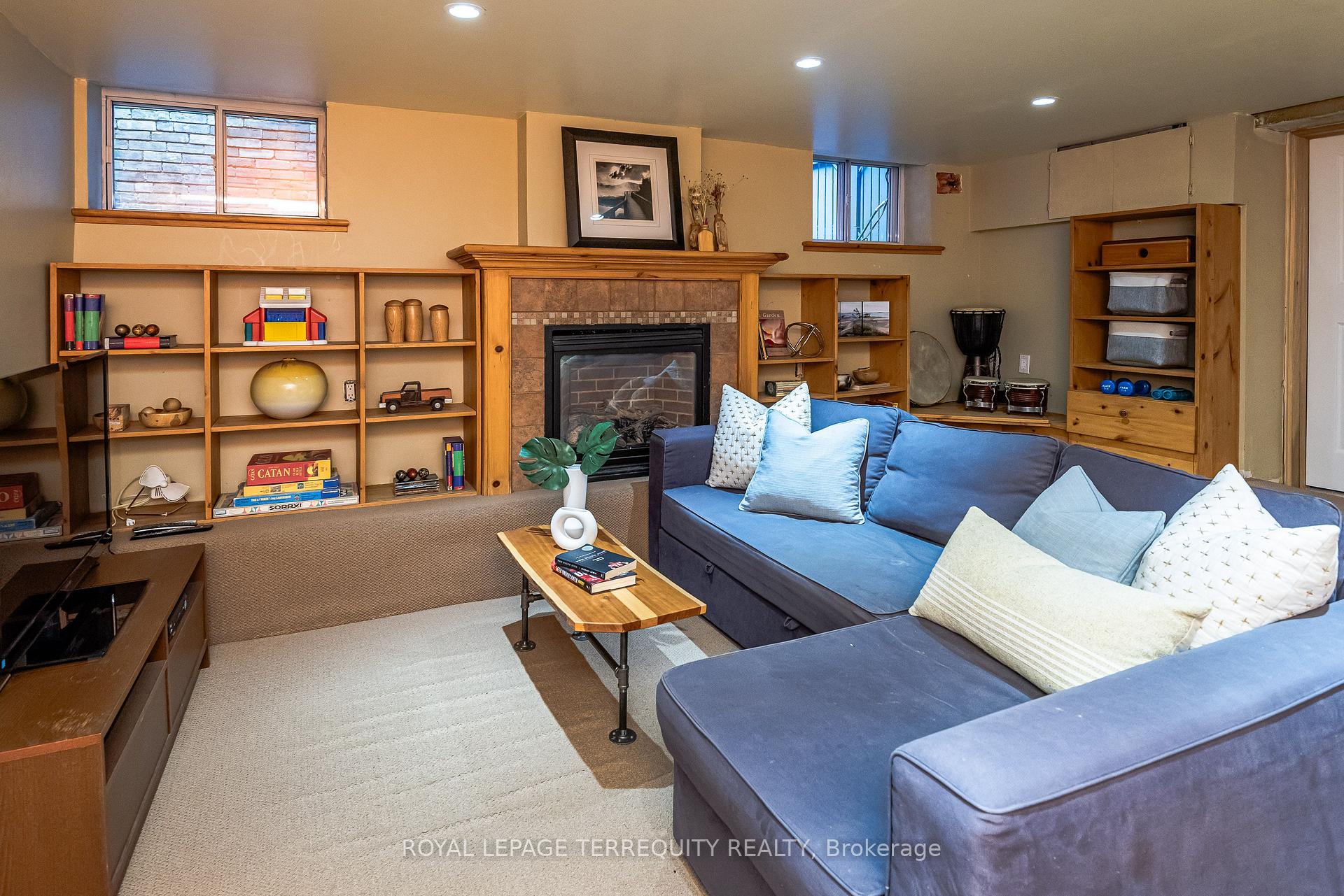 Photo 32 of 75 Hiawatha Road, Toronto, Greenwood-Coxwell — HOMEH