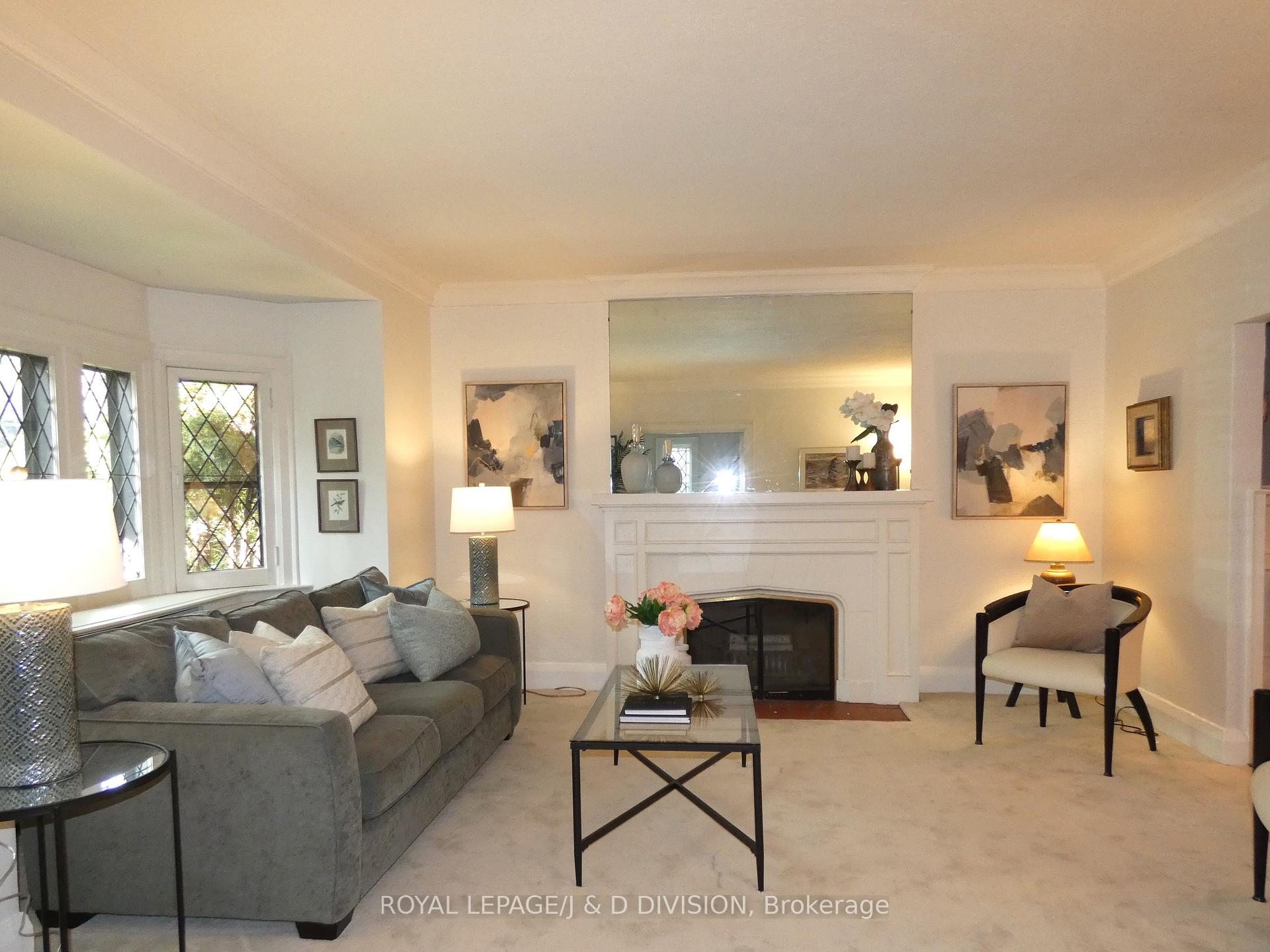 Photo 4 of 103 College View Avenue, Toronto, Forest Hill South — HOMEH
