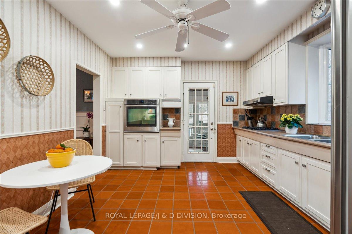 Photo 7 of 103 College View Avenue, Toronto, Forest Hill South — HOMEH