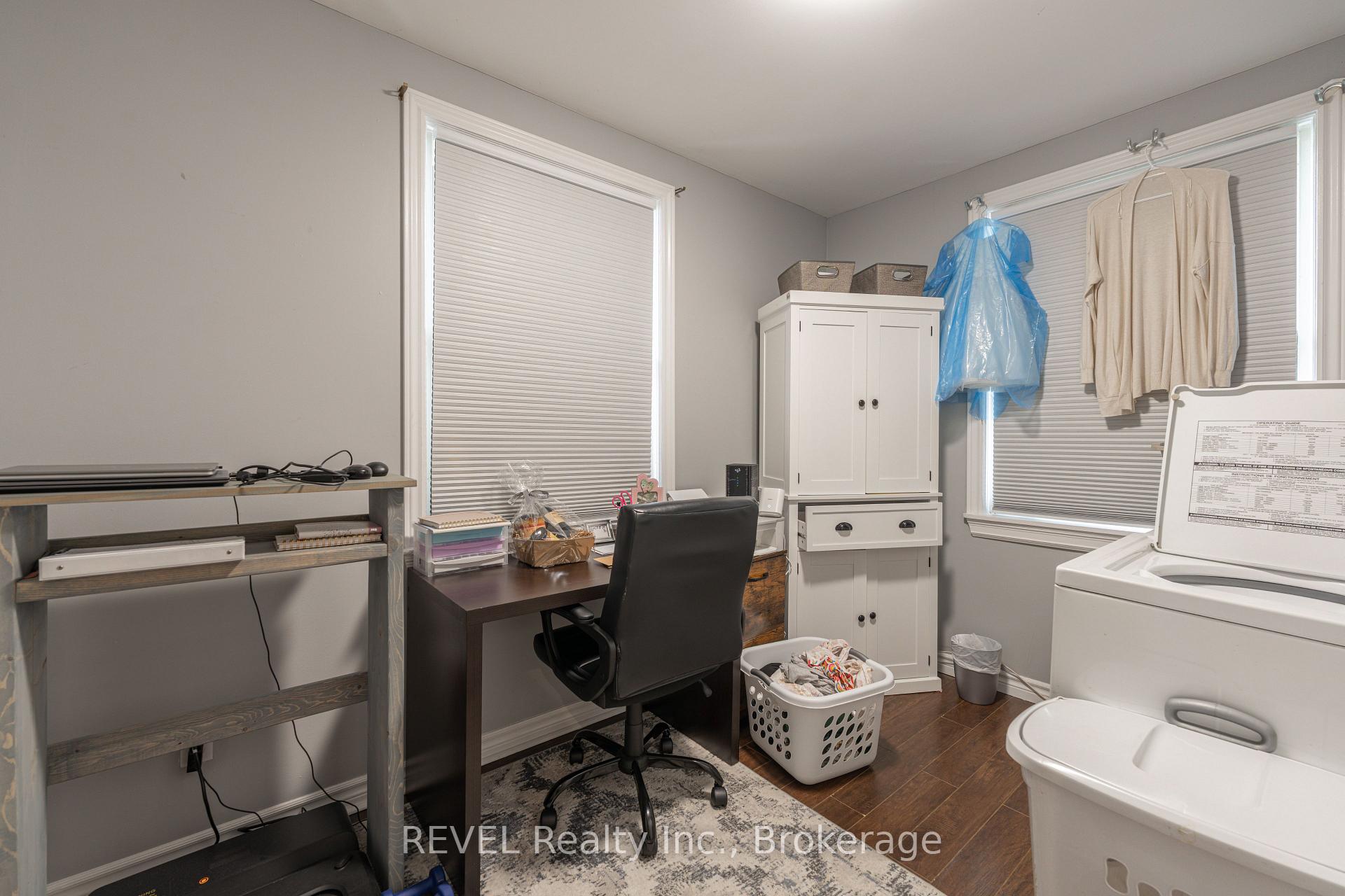 Photo 21 of 114 1/2 Pine Street S, Thorold, Thorold Downtown — HOMEH