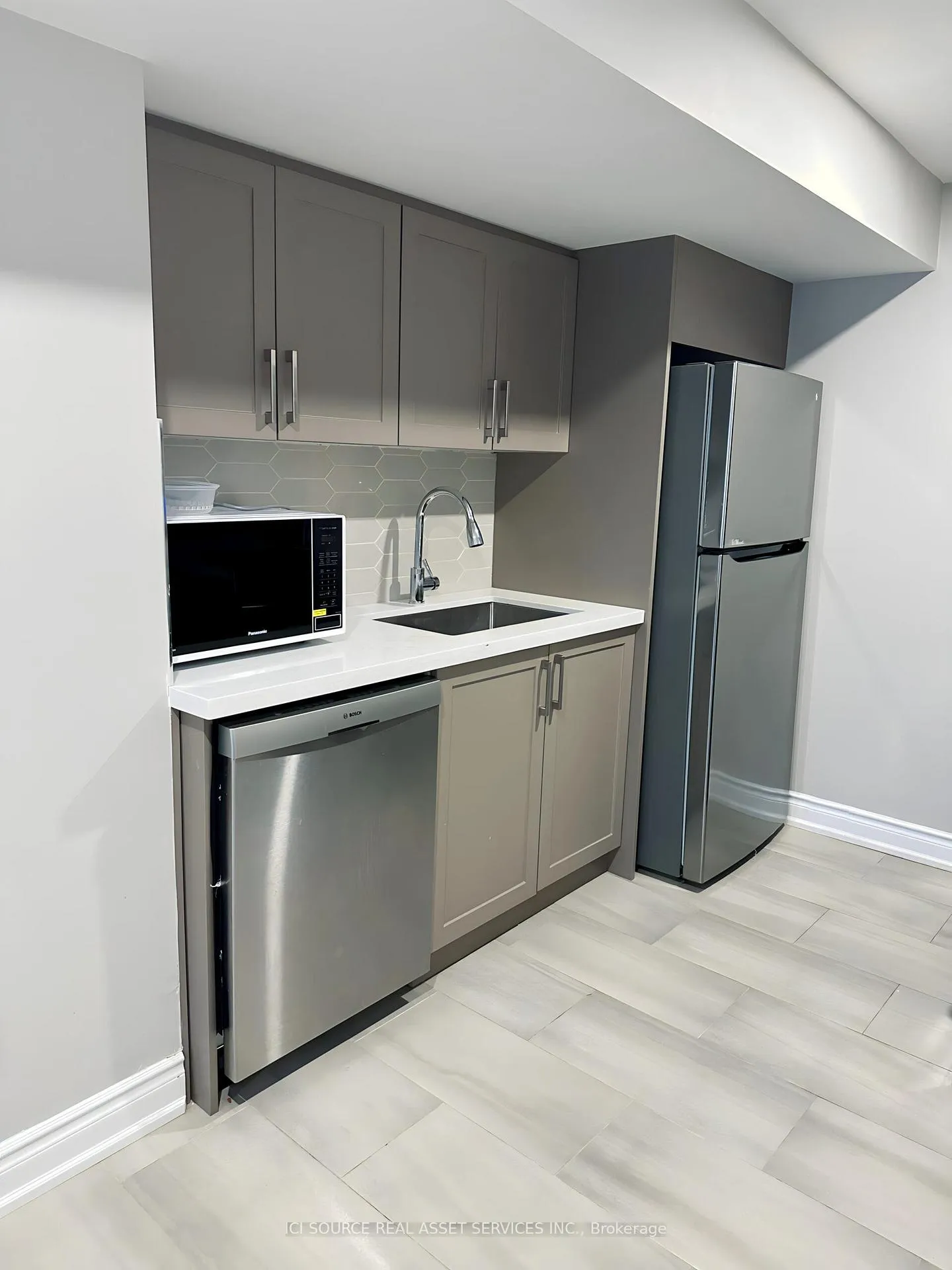 Photo 18 of Unit Basement, 30 York Drive, Peterborough, Monaghan Ward 2 — HOMEH