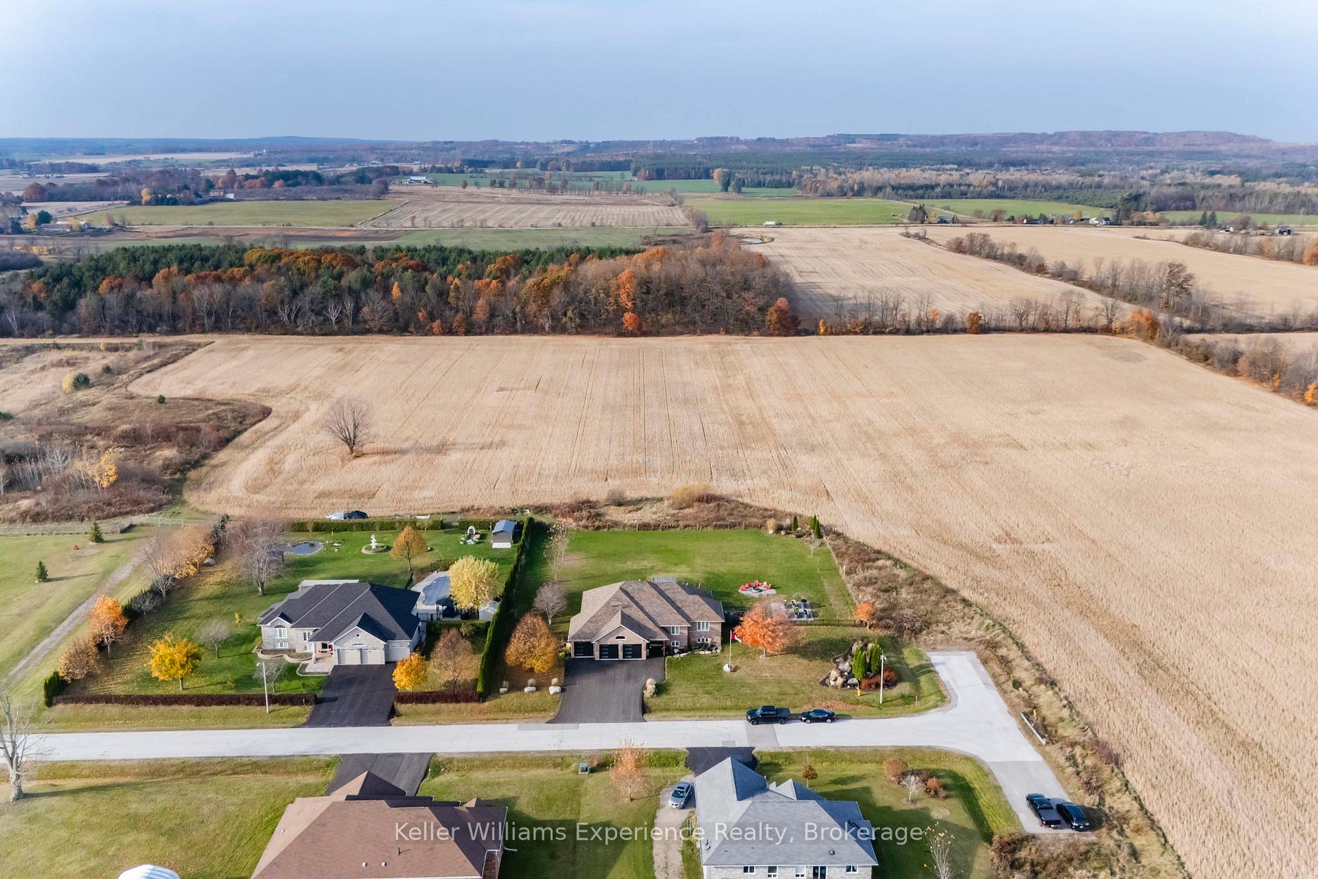 Photo 5 of 54 Asselin Drive, Tiny, Rural Tiny — HOMEH