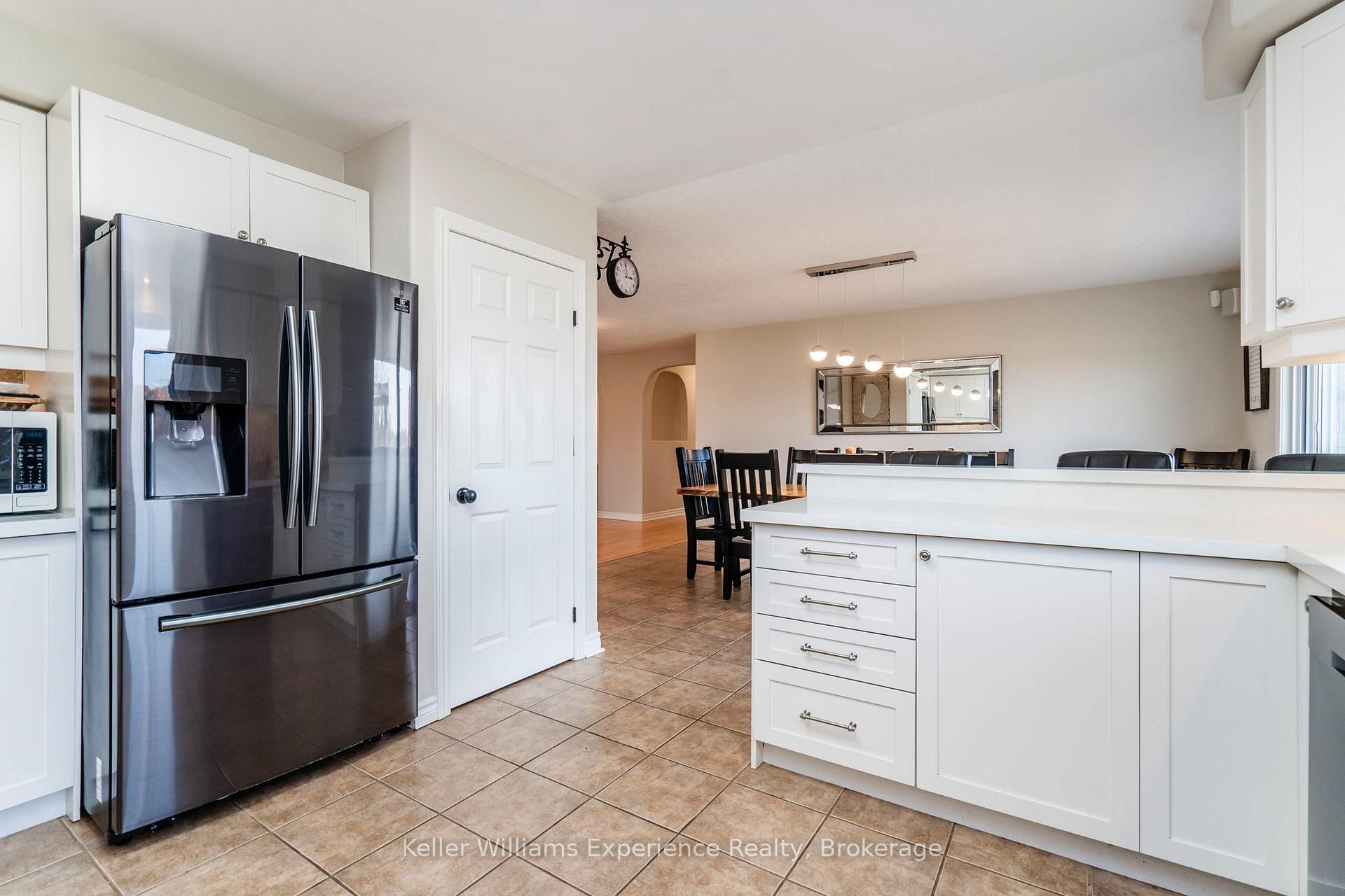 Photo 8 of 54 Asselin Drive, Tiny, Rural Tiny — HOMEH