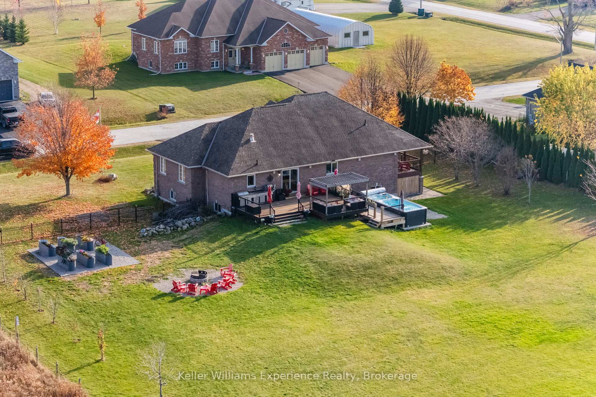 Photo 27 of 54 Asselin Drive, Tiny, Rural Tiny — HOMEH