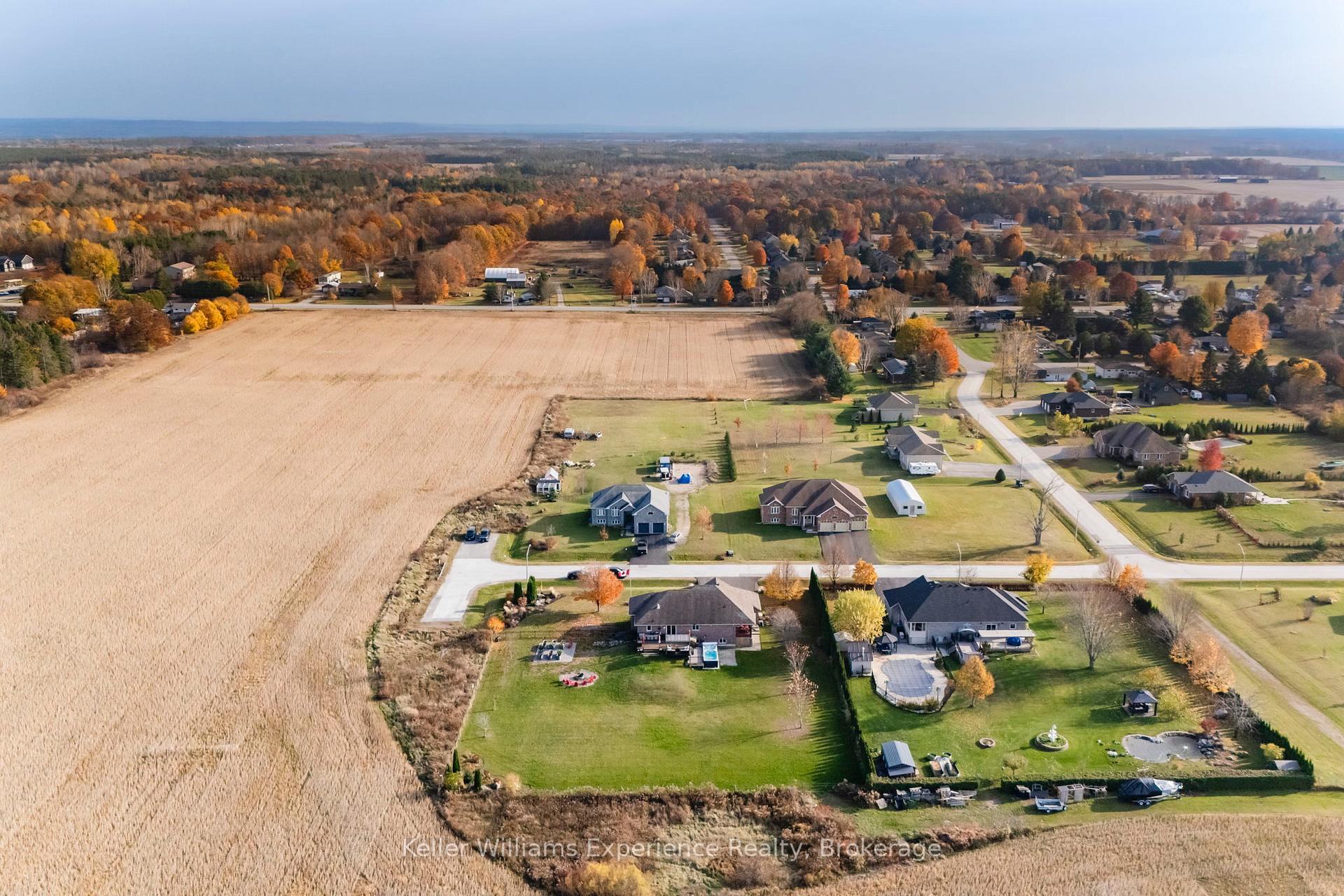 Photo 28 of 54 Asselin Drive, Tiny, Rural Tiny — HOMEH