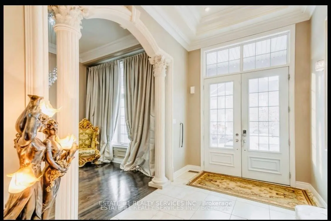 Photo 15 of 4 Agincourt Circle, Brampton, Credit Valley — HOMEH