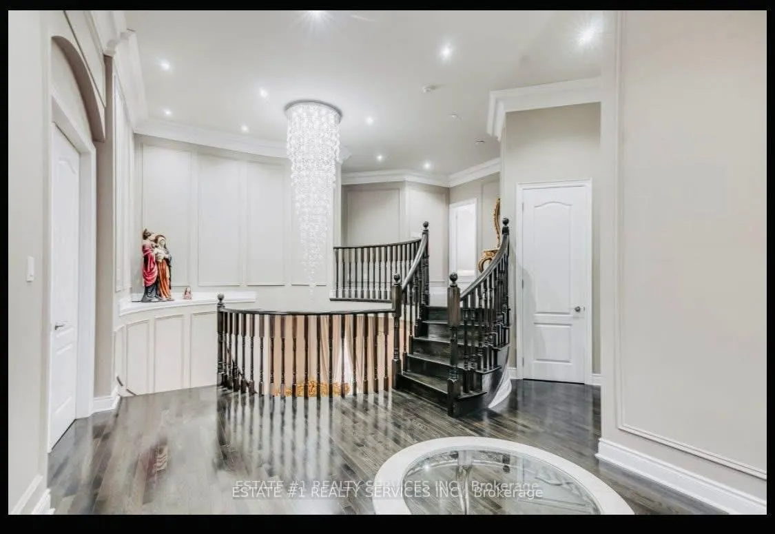 Photo 20 of 4 Agincourt Circle, Brampton, Credit Valley — HOMEH