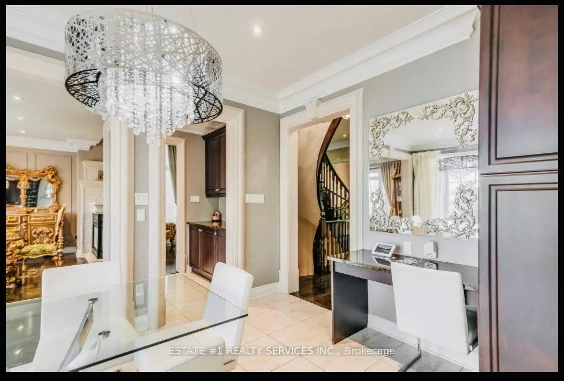 Photo 31 of 4 Agincourt Circle, Brampton, Credit Valley — HOMEH