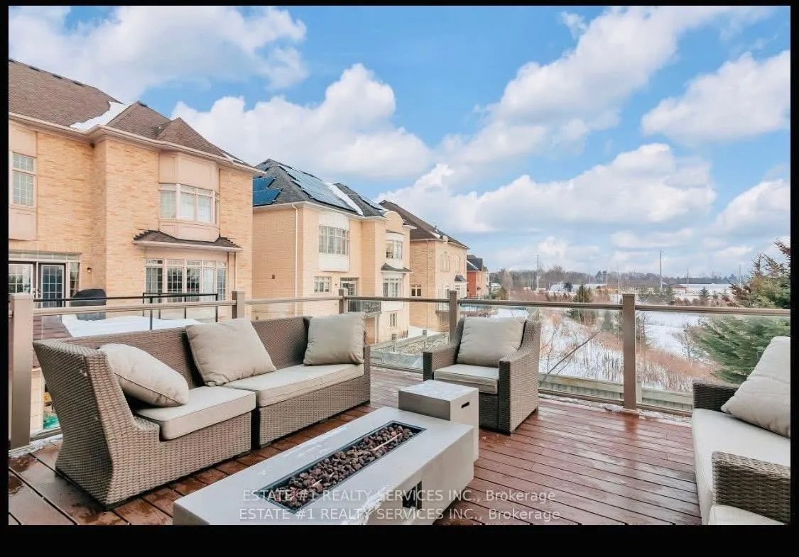 Photo 34 of 4 Agincourt Circle, Brampton, Credit Valley — HOMEH