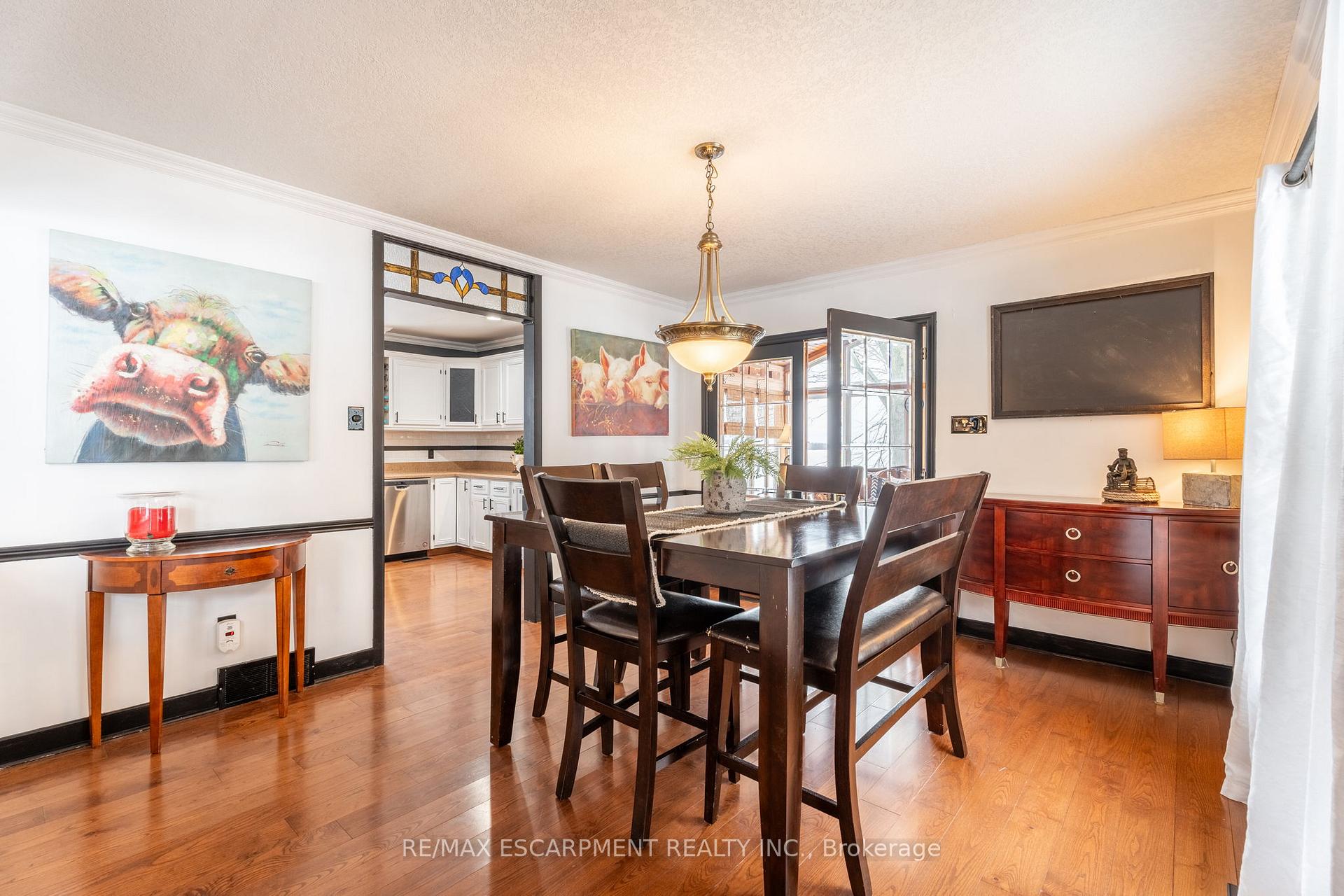 Photo 8 of 3553 Gladstone Drive, Thames Centre, Rural Thames Centre — HOMEH