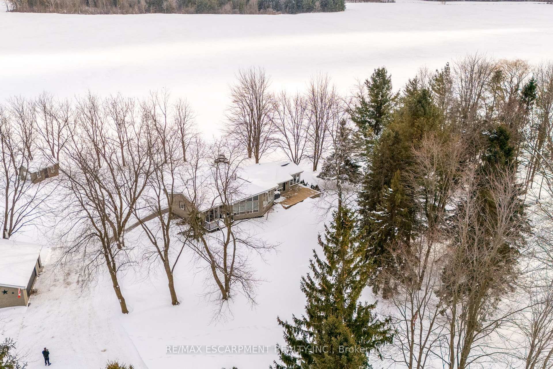 Photo 40 of 3553 Gladstone Drive, Thames Centre, Rural Thames Centre — HOMEH