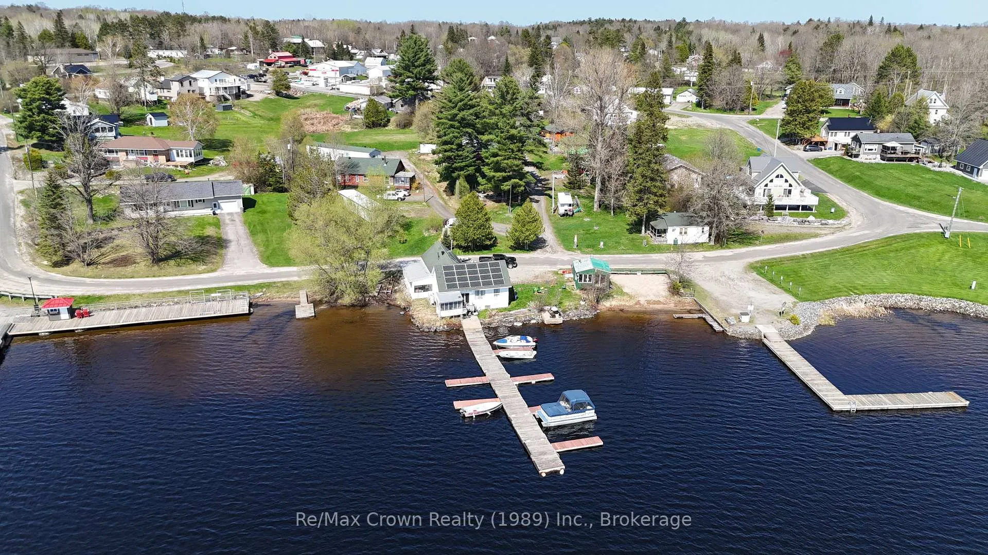 Front of 84-85 Wilson Lake Road