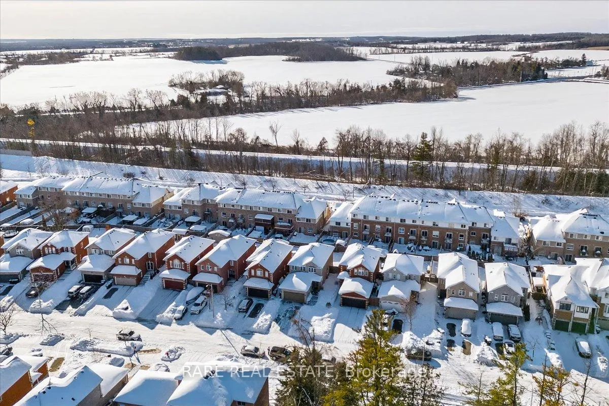 Photo 2 of 1444 Forest Street, Innisfil, Alcona — HOMEH