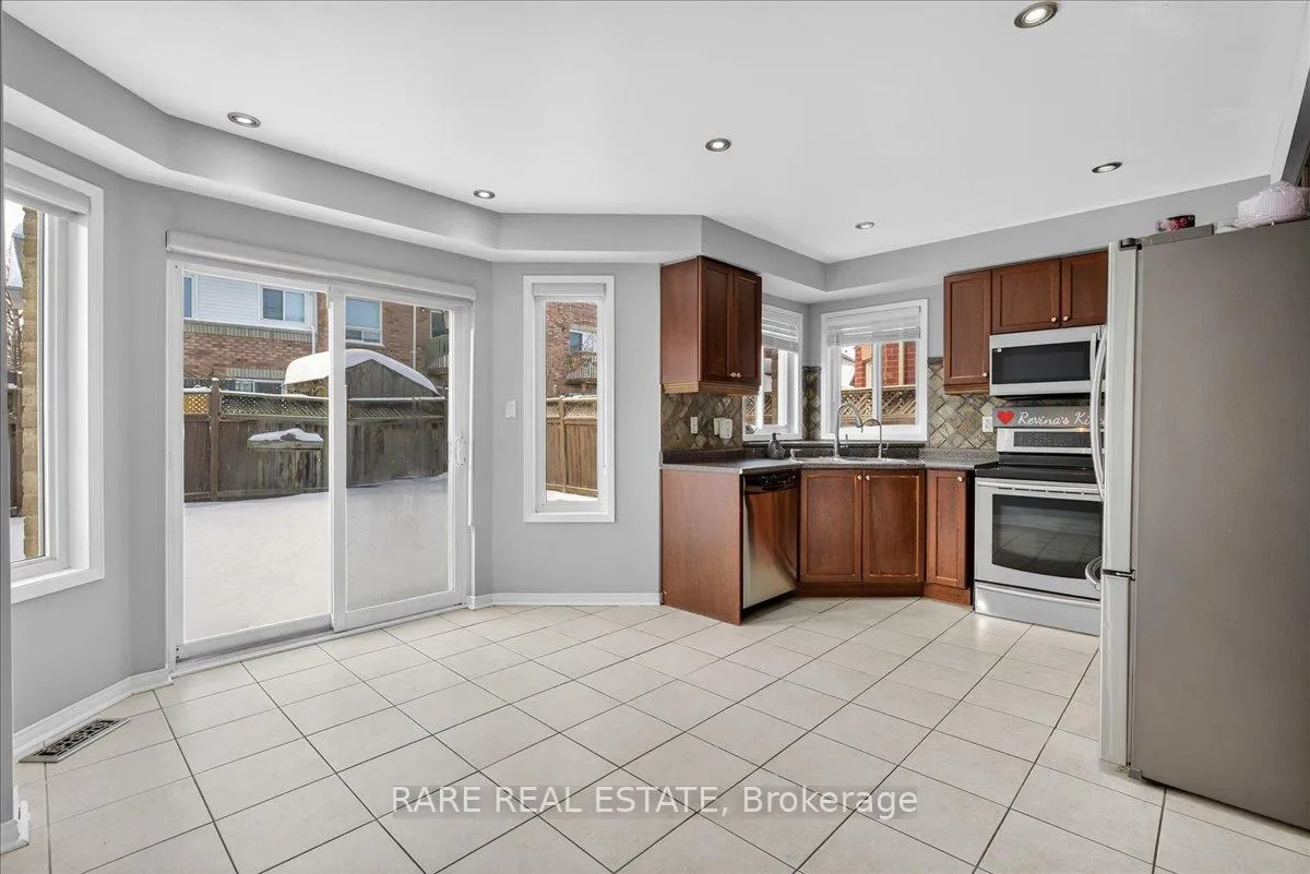 Photo 18 of 1444 Forest Street, Innisfil, Alcona — HOMEH
