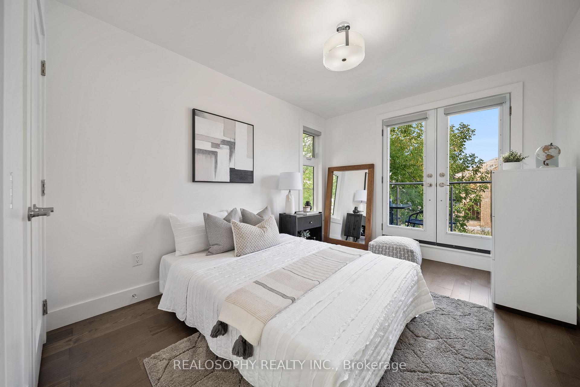Photo 4 of 9 Plains Road, Toronto, East York — HOMEH