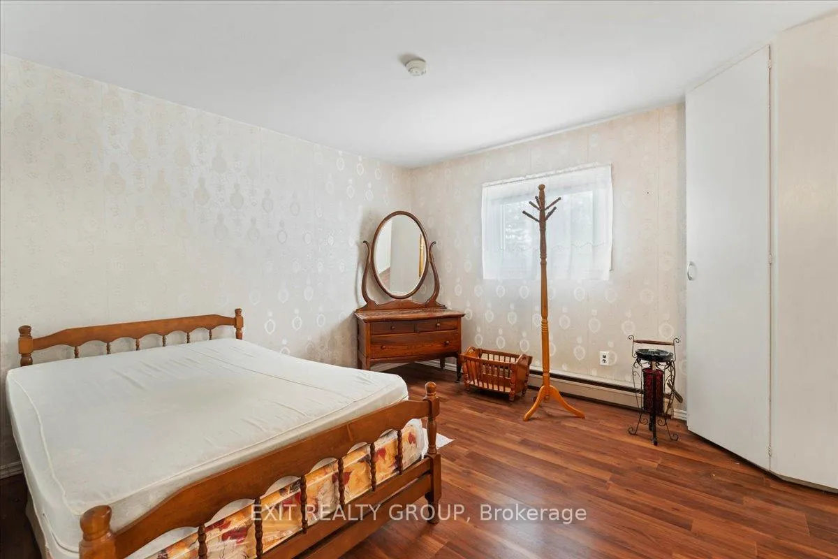 Photo 12 of 36 Valleyview Crescent, Belleville, Belleville Ward — HOMEH